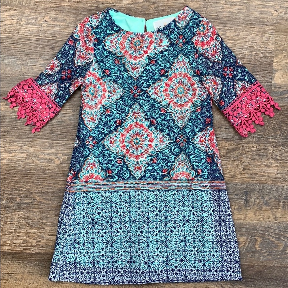 Like new Rare Editions lace dress size 5